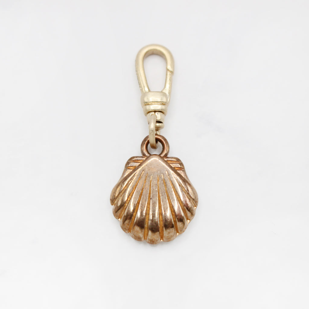 Vintage Goldplated Shell of Love Charm