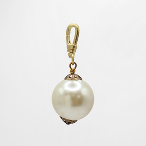 High Summer Oversized Luminous Glowy Resin Pearl Wisdom Marie Charm