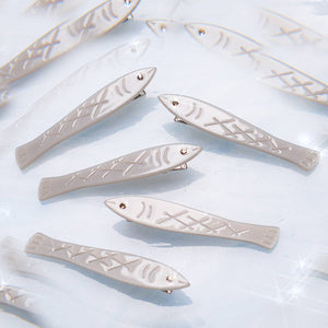 Sardine Fish Hair Clip Set in Silver Acetate with Rhinestone