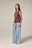 Contrast pannel top