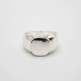 Elizabeth + George Frost Classic Oversized Signet Ring