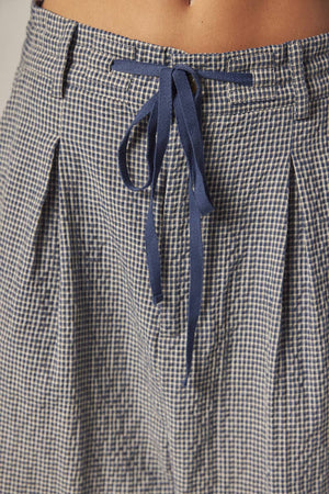 Plaid drawstring wide pants
