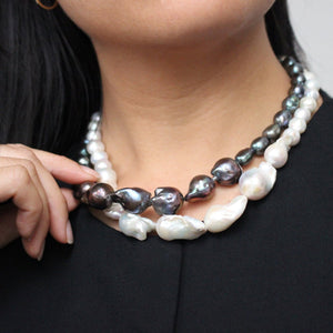 Plaza Joanni Graduated Peacock Pearl Necklace Base